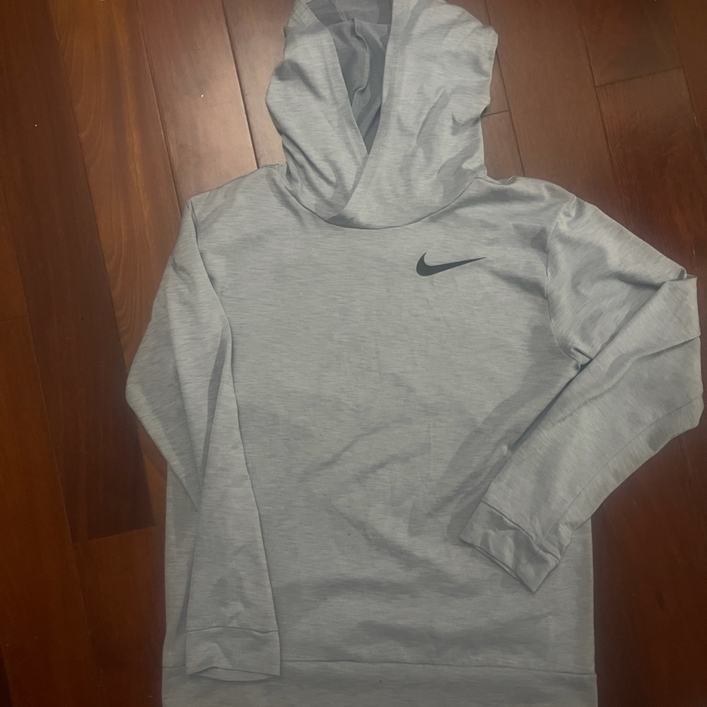Woman’s Medium Dri-fit Nike Hoodie with DVD - Picture 4 of 6